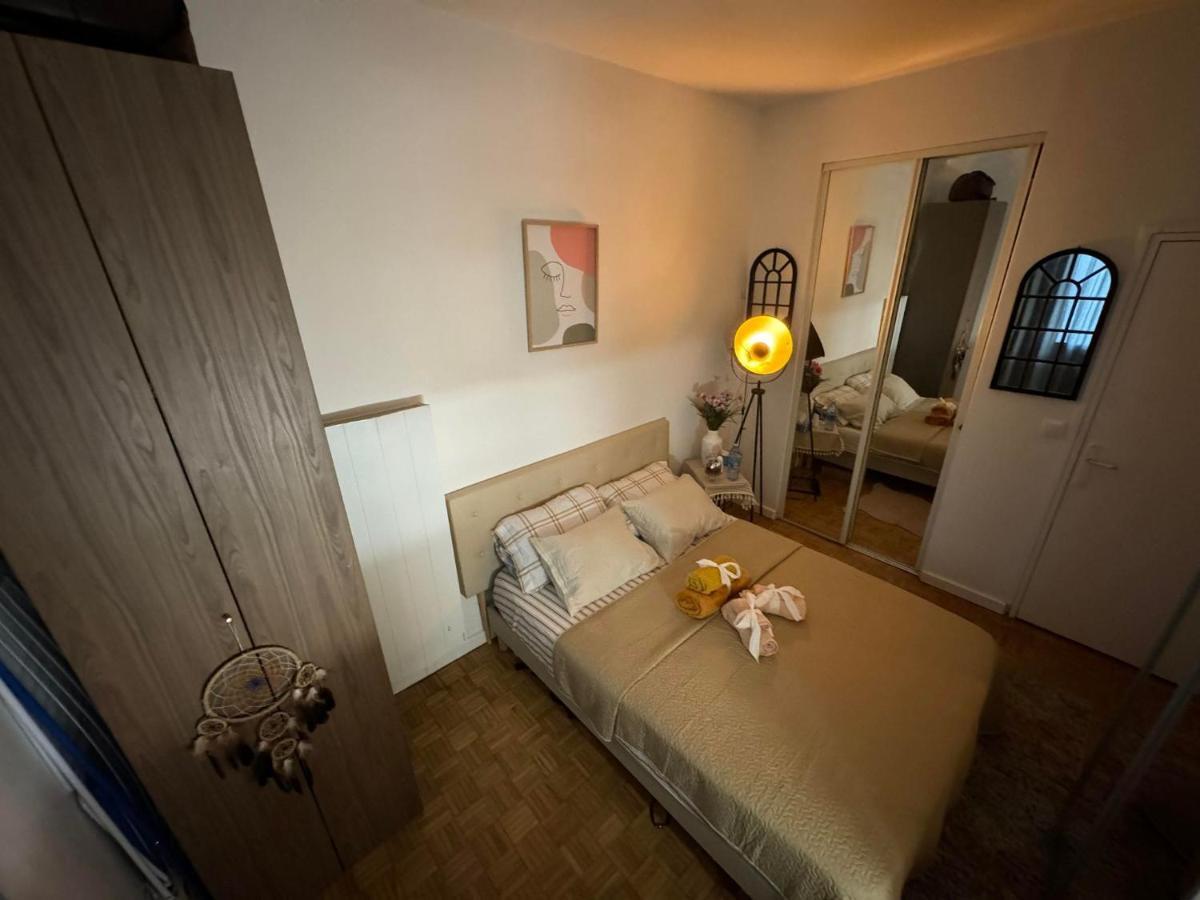 Near Castle Of Versailles Cozy Room With Breakfast And Parking Buitenkant foto
