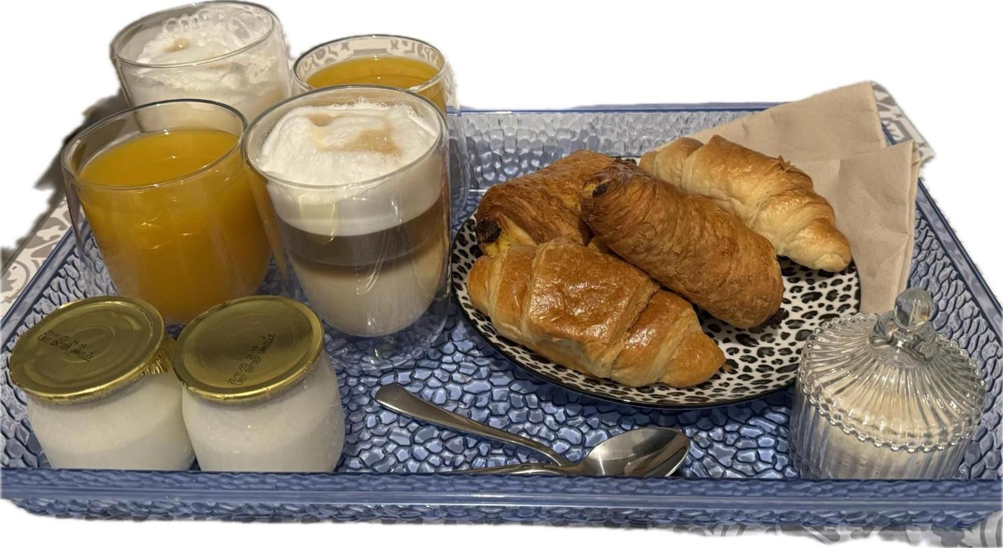 Near Castle Of Versailles Cozy Room With Breakfast And Parking Buitenkant foto